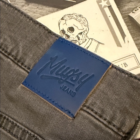 👖💪🏻👖• 🕶️ MUGSY x Soft Like Buttah’… Casual Lux Vibes 🧈👌🏻